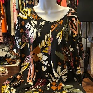 Avenue size 22/24 nwt ss blouse